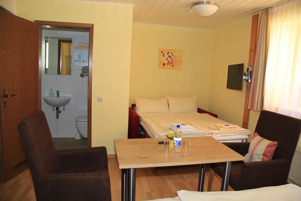 Waldhotel Albachmuehle Mit Albacher Stuben Wasserliesch Екстериор снимка